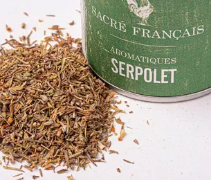 Serpolet - Aromatique de garrigue, très odorante, le serpolet est le plus camphré des thyms. Son goût en bouche vacille entre amertume et saveur épicée. Cette plante peut rappeler à nos papilles le goût de la mélisse. 